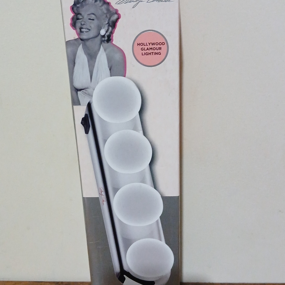 MarHollywood Glamour Lighting Vanity Mirror
